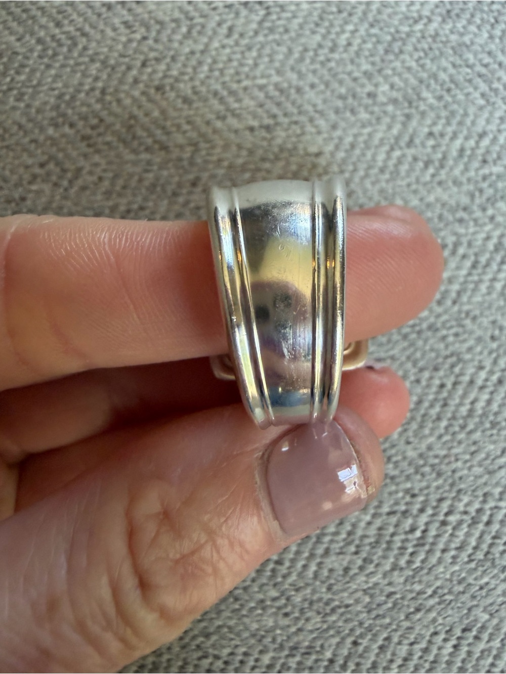 C Engraved Spoon Ring - Picture 11 of 13